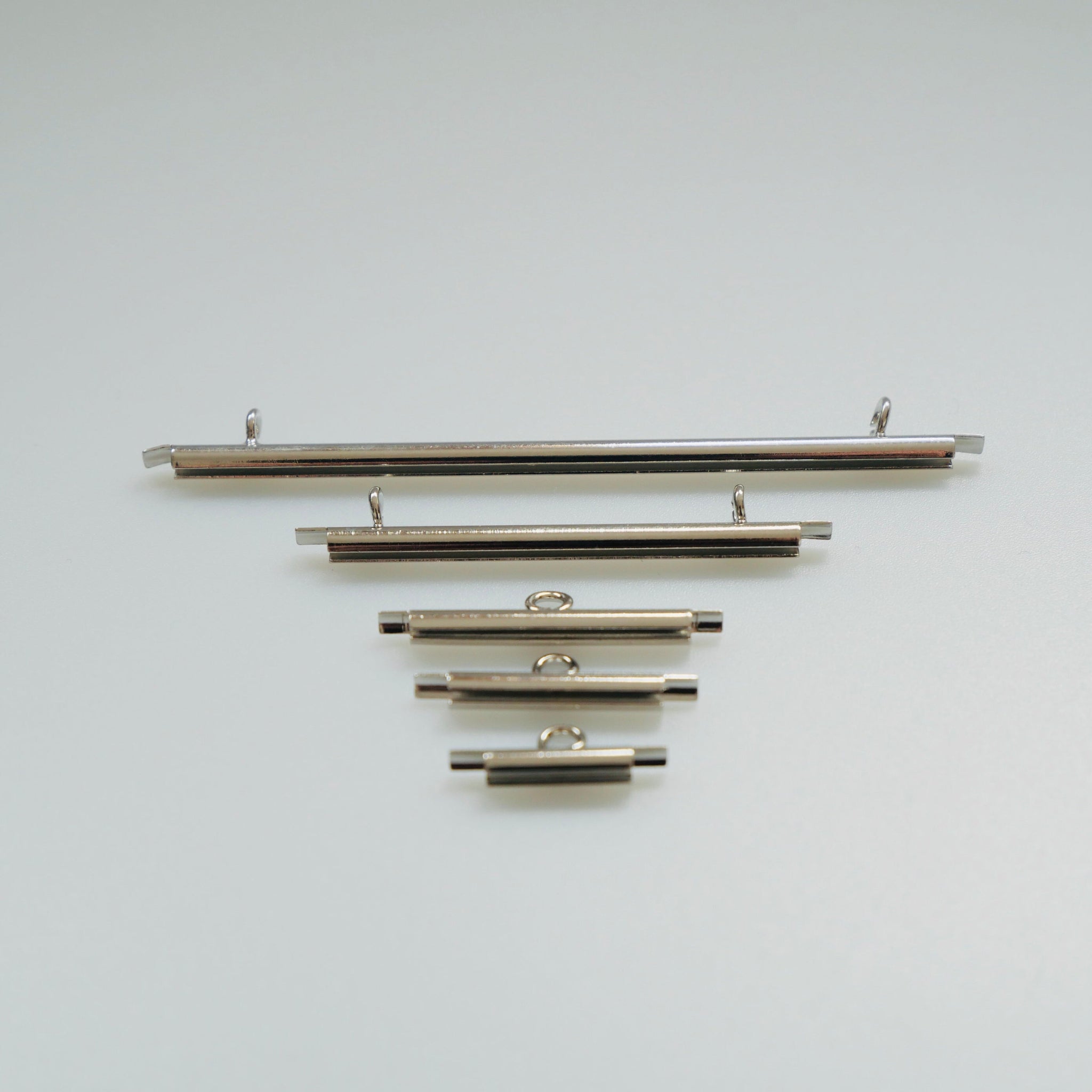 Liugkinnis-Miyuki-Delica-seemnehelmestele-hõbe