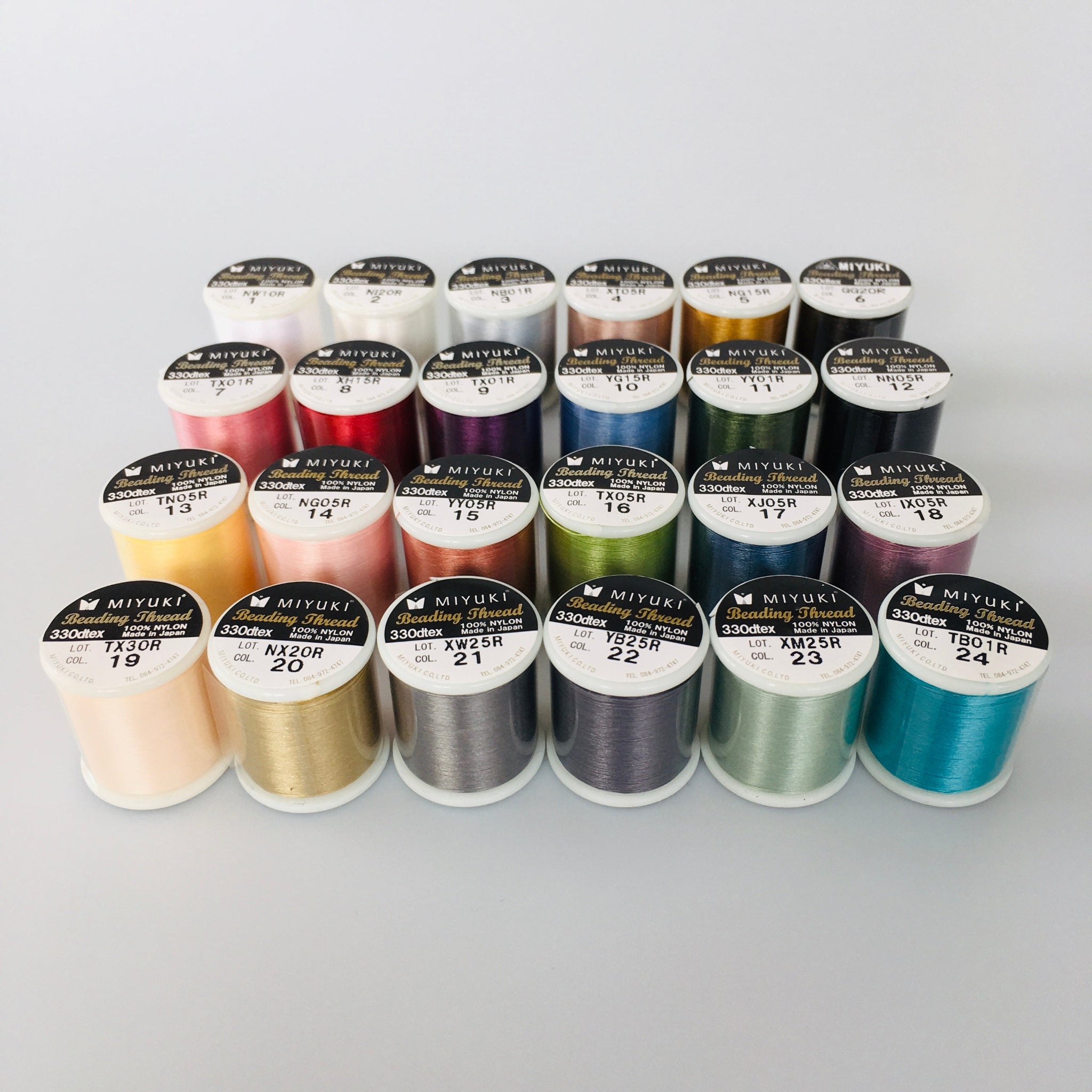 24 värvitoonis Miyuki Nylon Beading Thread B 0.25 mm niidipool 50 meetrit. Tugev seemnehelmeste niit ehtetöödeks.