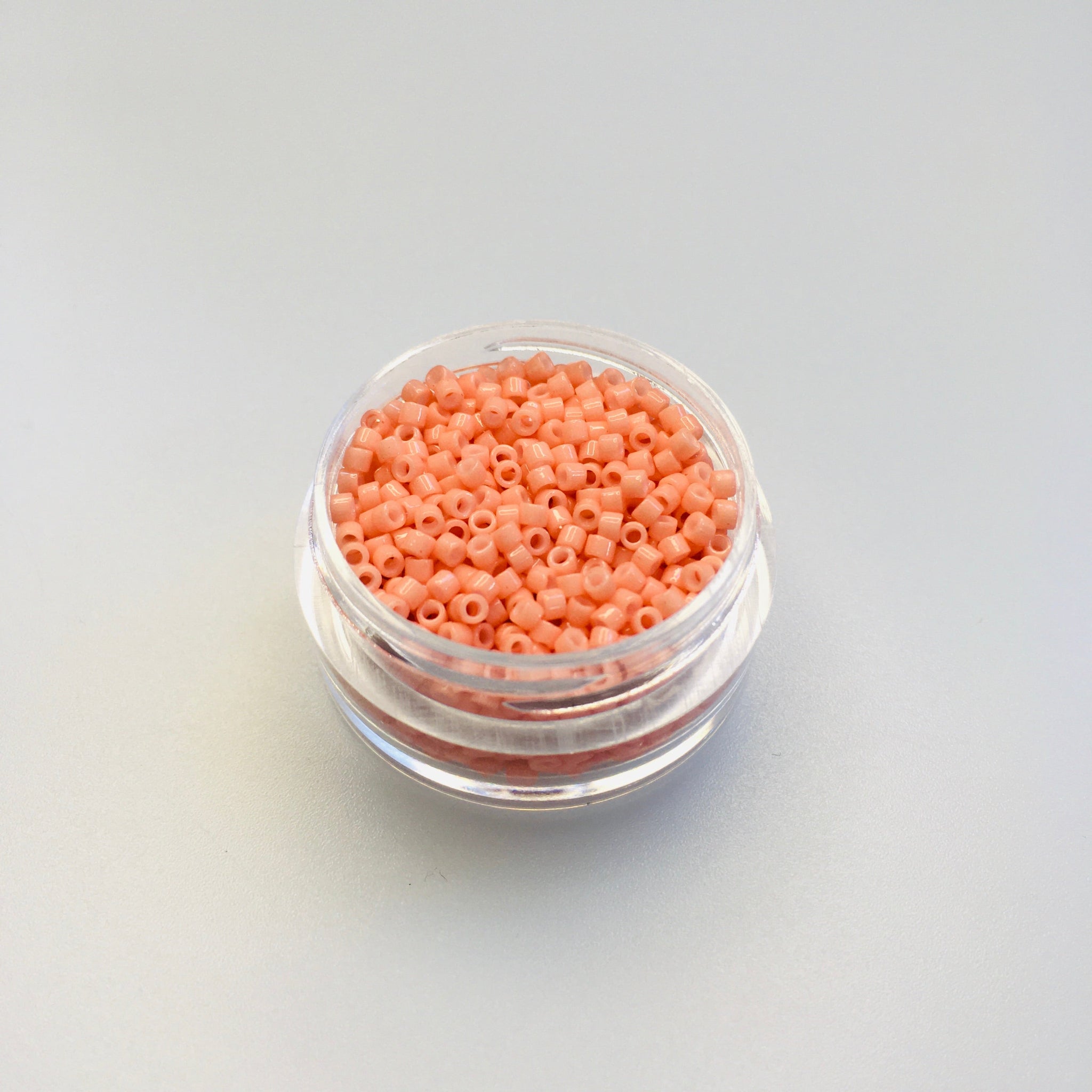 miyuki-delica-seemnehelmed-DB2112