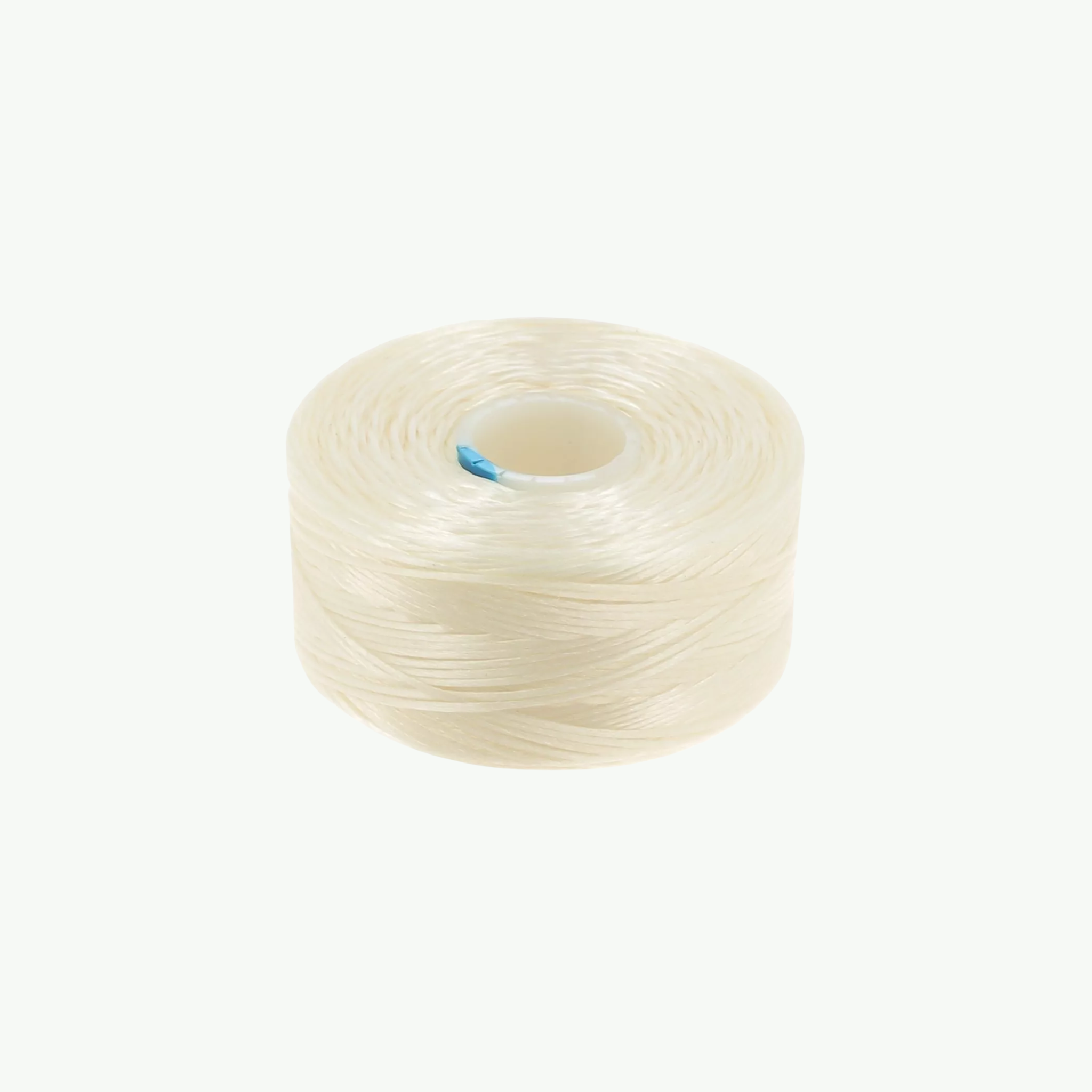 Kvaliteetne C-Lon AA niit (0.15 mm) kreemikasvalges toonis.