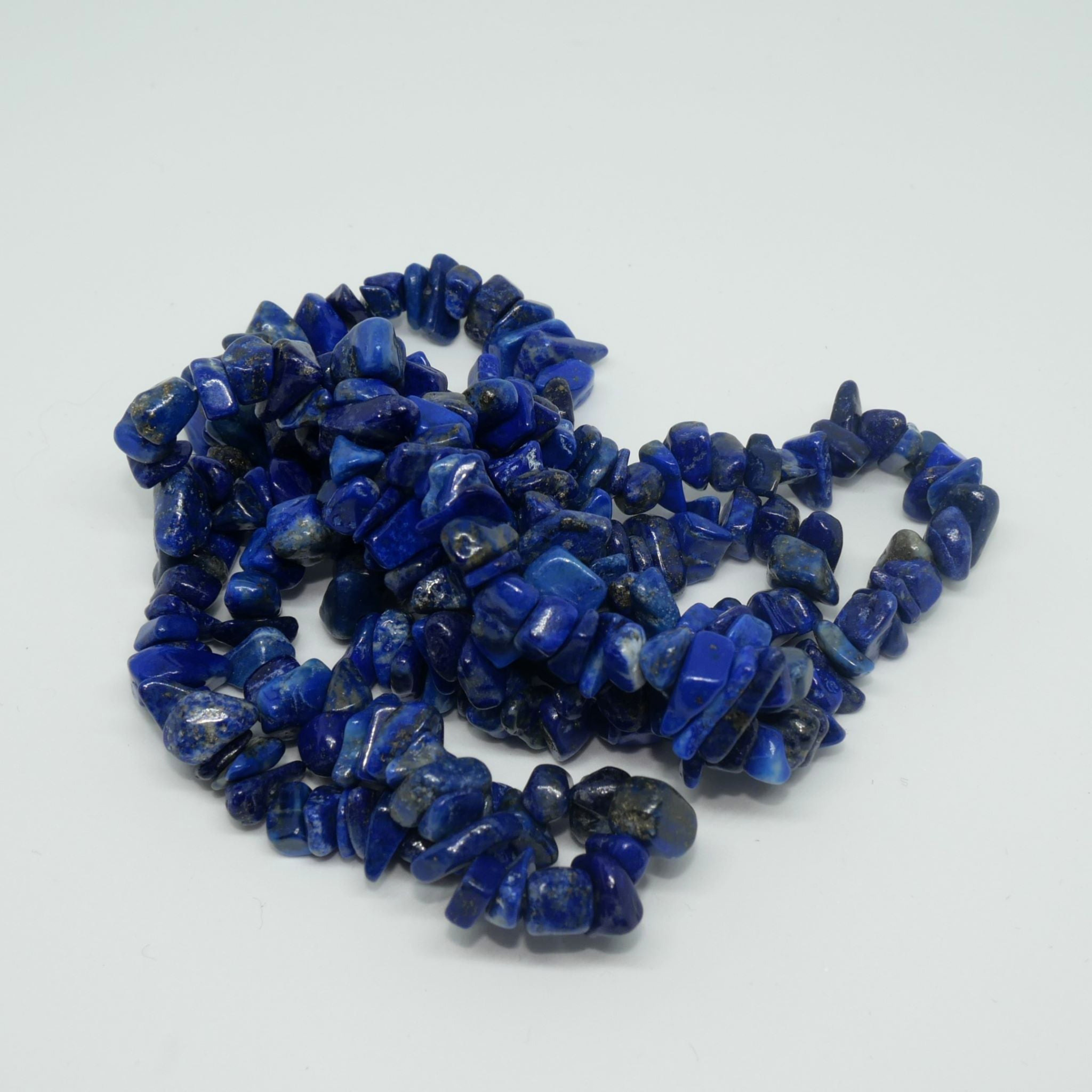 Lasuriidi Indigo Blue ebakorrapärased sinised kivikillud 6–8 mm
