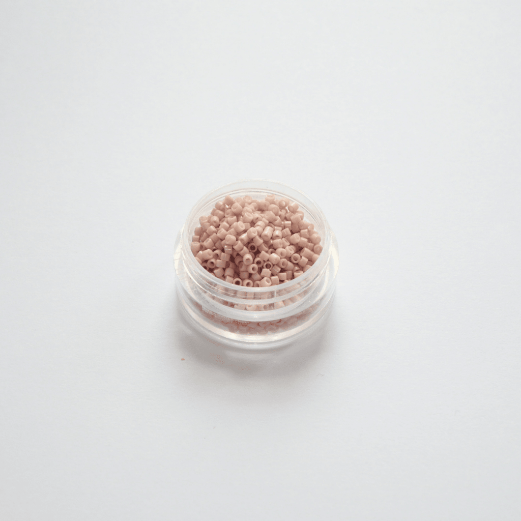 Miyuki Delica 11/0 DB-1495 Opaque Pink Champagne šampanjaroosad silinderhelmed 5g pakendis
