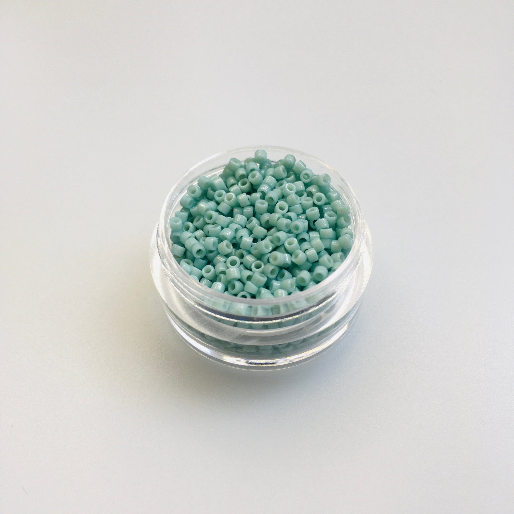 Miyuki Delica 11/0 DB-2356 Duracoat Opaque Dyed Pale Turquoise türkiisi silinderhelmed 5g pakendis