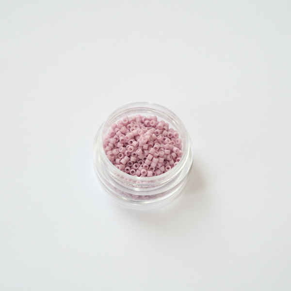 DB-0355 Matte Opaque Dusty Orchid: Summutatud, tolmune mattlilla.