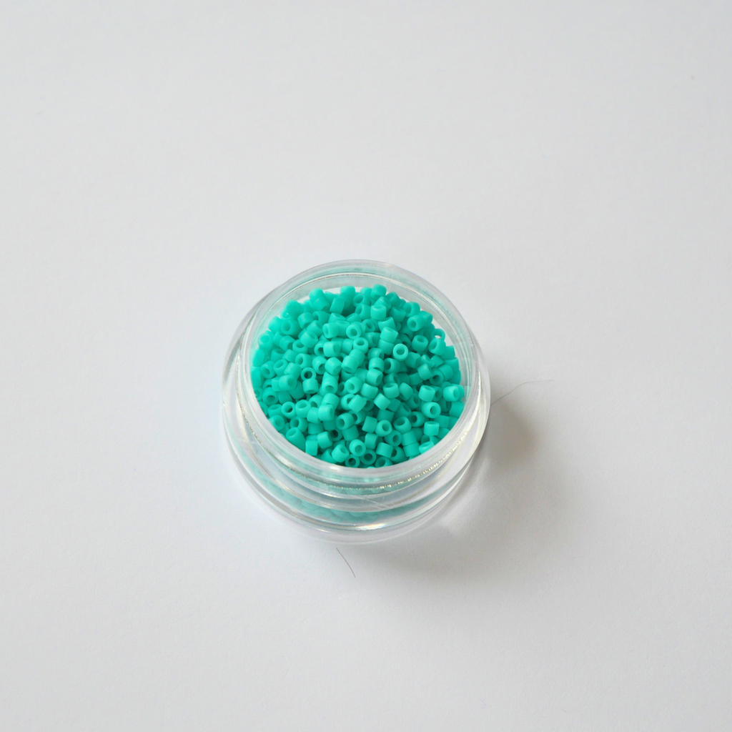 DB-0759 Matte Opaque Turquoise Green: Matt, sügav rohekassinine.
