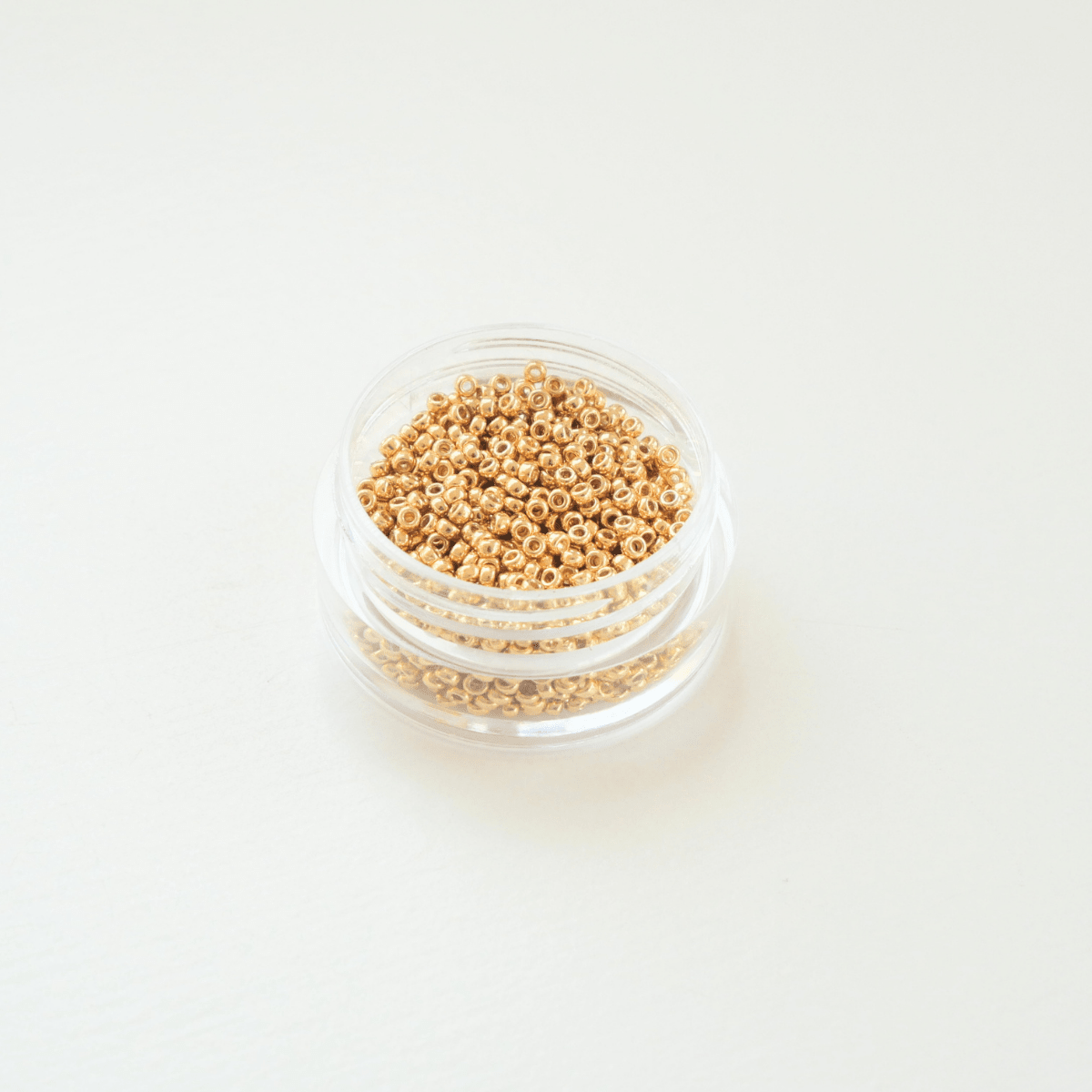 Miyuki Rocaille 15/0 #4202 DuraCoat Galvanized Gold