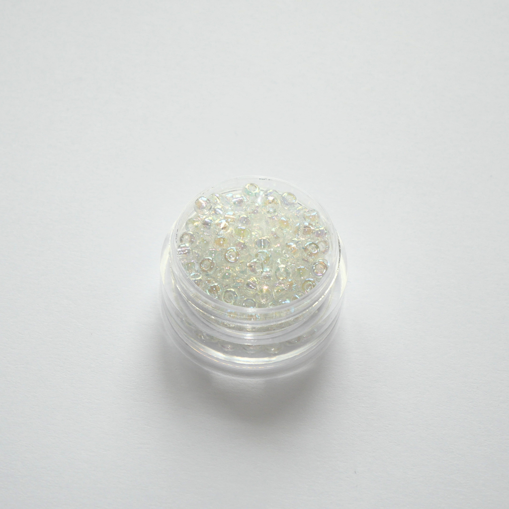 Miyuki Rocailles 8/0 250 Crystal AB läbipaistvad kristalltooniga seemnehelmed 5g pakendis