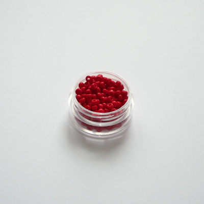 Miyuki Rocailles 8/0 408 Opaque Red punased seemnehelmed 5g pakendis