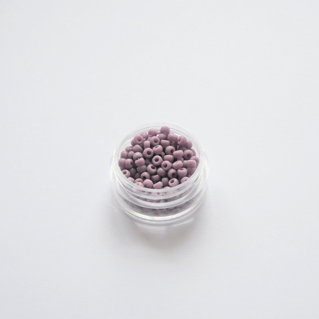 Miyuki Rocailles 8/0 410 Opaque Mauve lillakasroosad seemnehelmed 5g pakendis