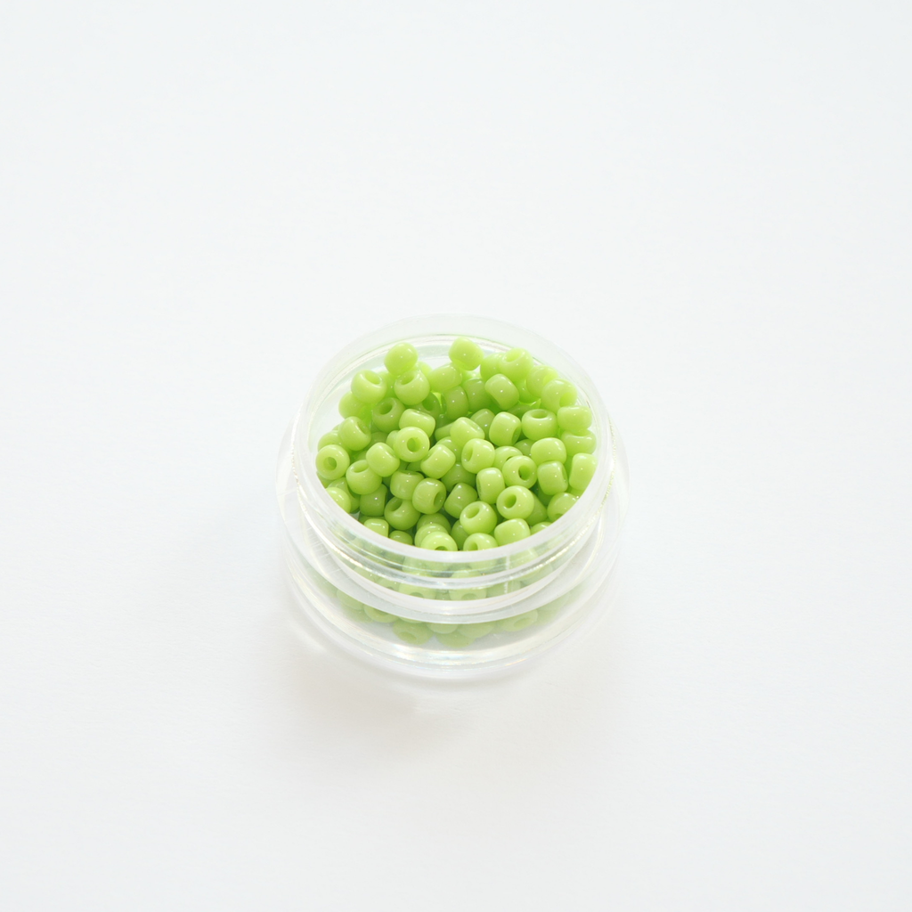Miyuki Rocailles 8/0 416 Opaque Chartreuse kollakasrohelised seemnehelmed 5g pakendis
