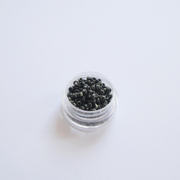 Miyuki Seed beads 8/0 4511 Opaque Black Picasso mustad Picasso-viimistlusega seemnehelmed 5g pakendis