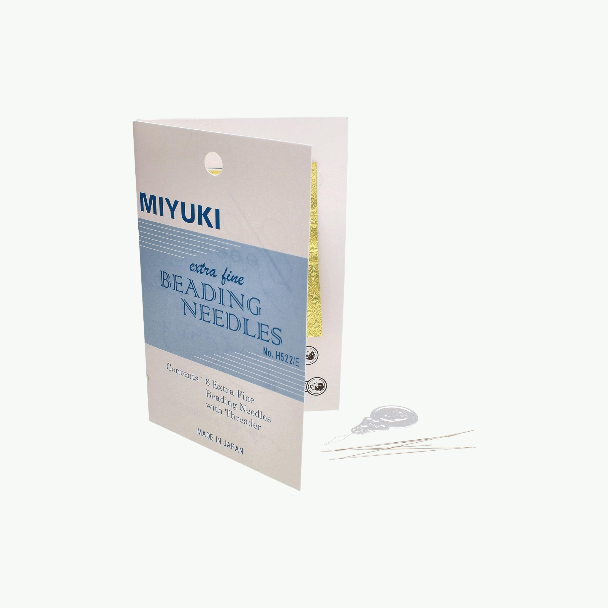 Eriti peened ja paindlikud Miyuki seemnehelmenõelad (0.40 mm). Komplektis 3 erinevat pikkust ja nõelasilma abivahend.