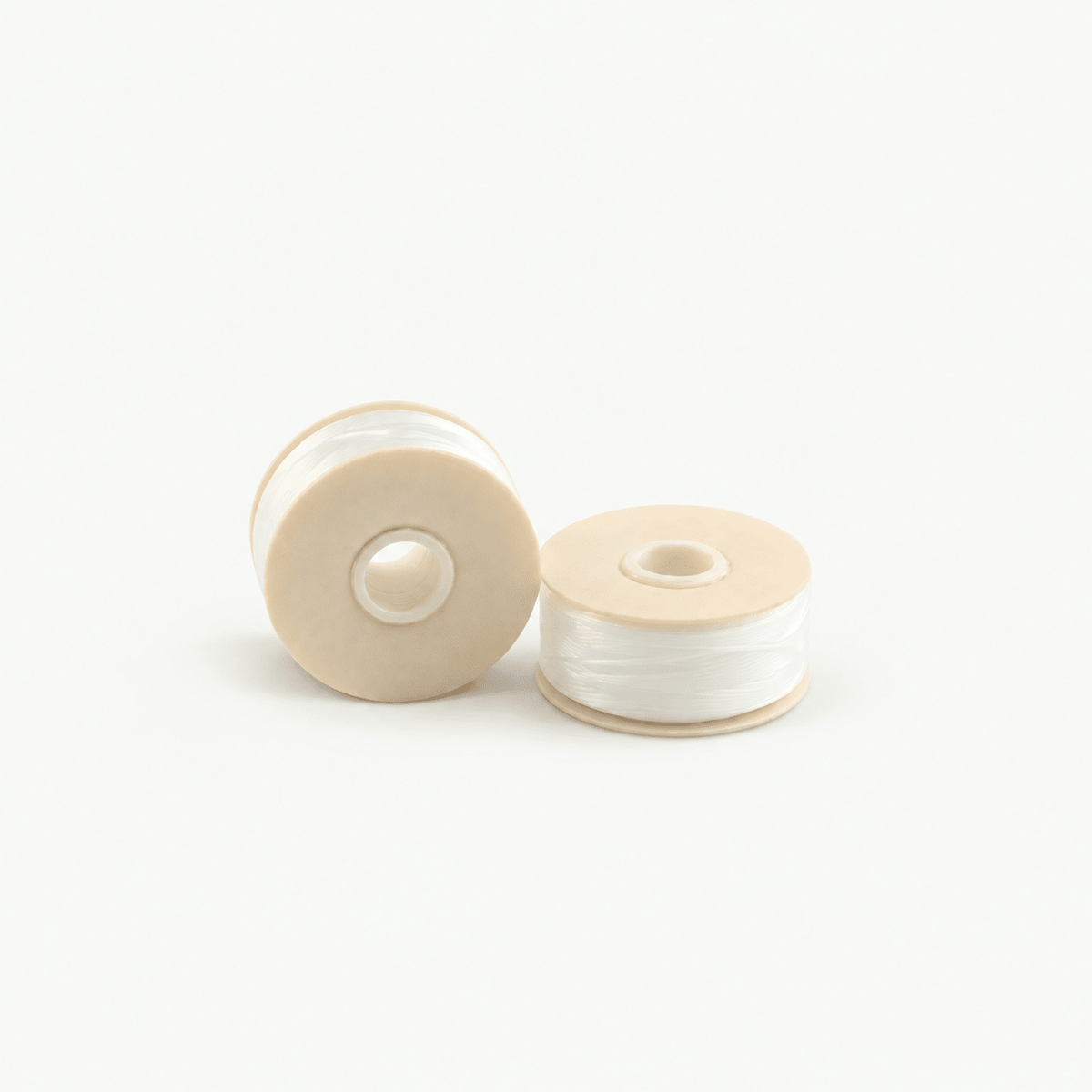 Nymo 0 valge nailonhelmeniit 0,15 mm, 105 meetrit poolil