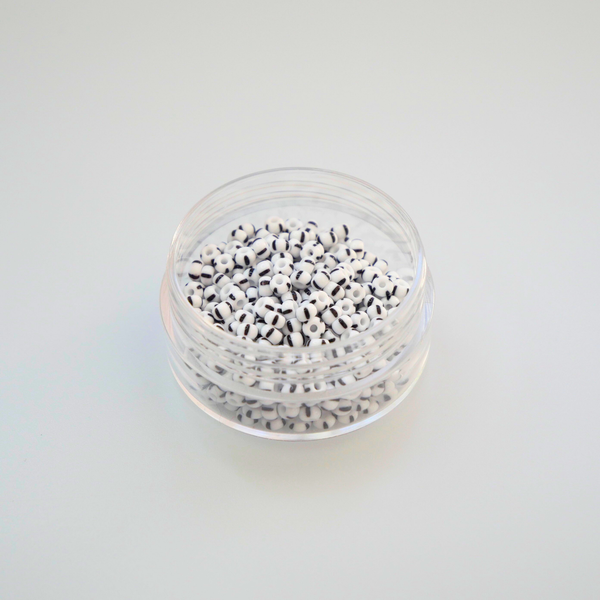 Mustade triipudega valged Preciosa Ornela Rocailles 8/0 seemnehelmed 03590, 10 g